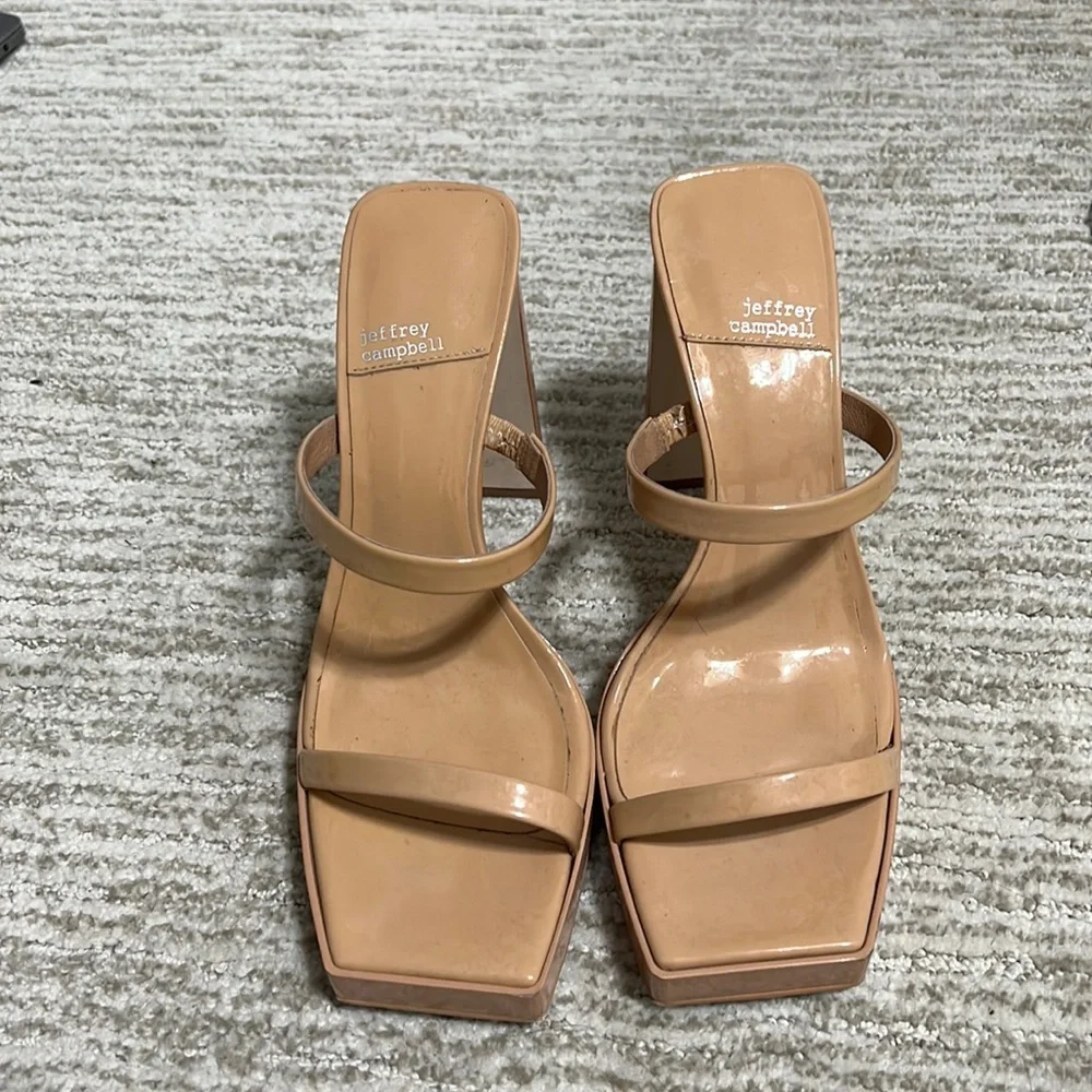 Jeffrey Campbell cream/tan heel - Picture 1 of 3